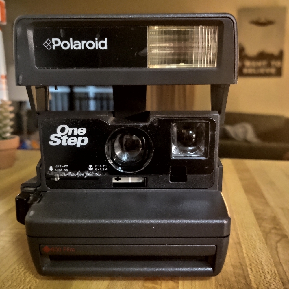 Poloroid one-step camera